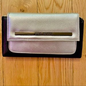 Steve Madden Women’s Wallet